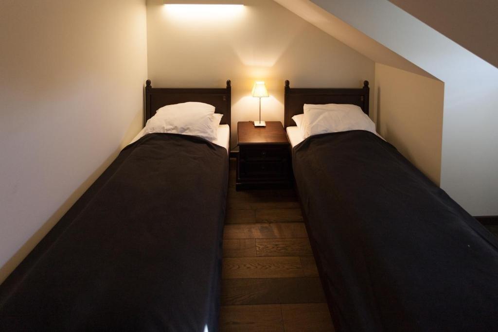 Monte Pacis In Pazaislis Hotel Kaunas Bagian luar foto